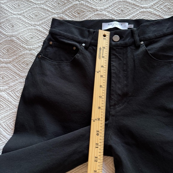 MM Lafleur The Daria '90s Black 
Jean-Eco Better Than Denim Straight Leg Size 2 - Picture 11 of 14